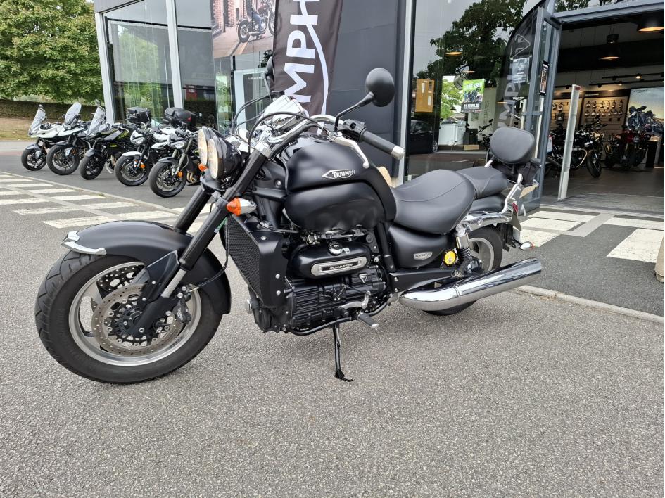 TRIUMPH ROCKET 3