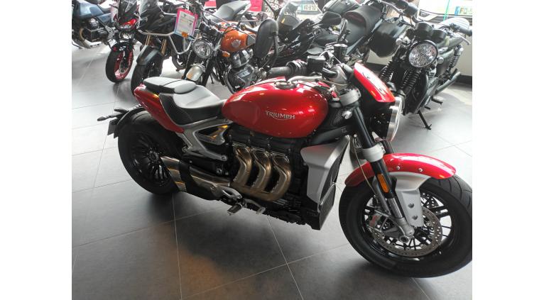 TRIUMPH ROCKET 3 R