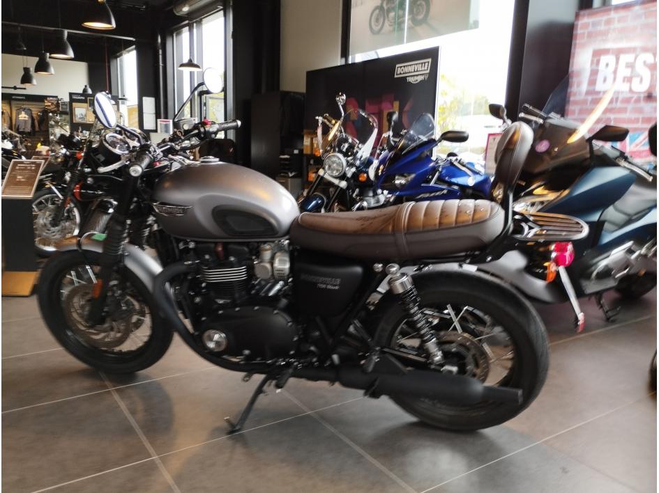 TRIUMPH Bonneville T120 Black grey