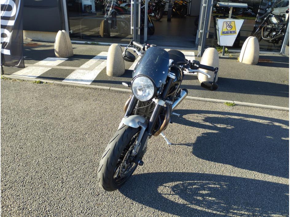TRIUMPH SPEED TWIN 1200 NOIR MULTI OPTIONS