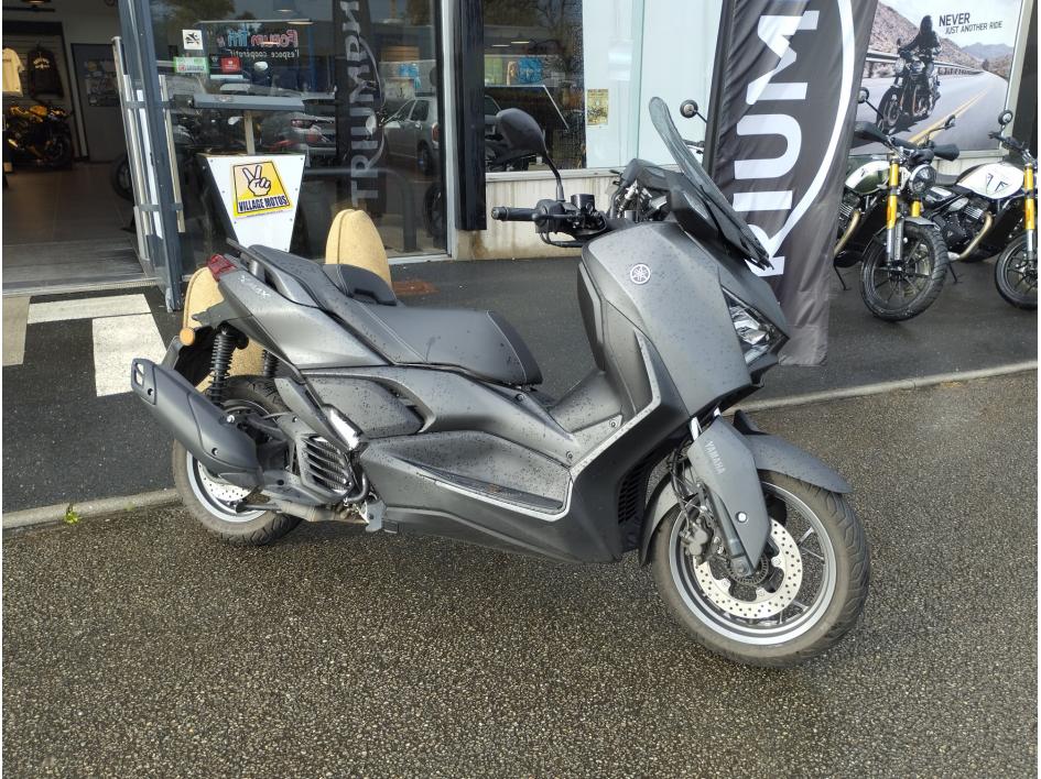 YAMAHA XMAX 125 2024 noir mat